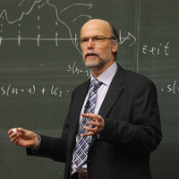 引爆增长引擎的电话群发平台